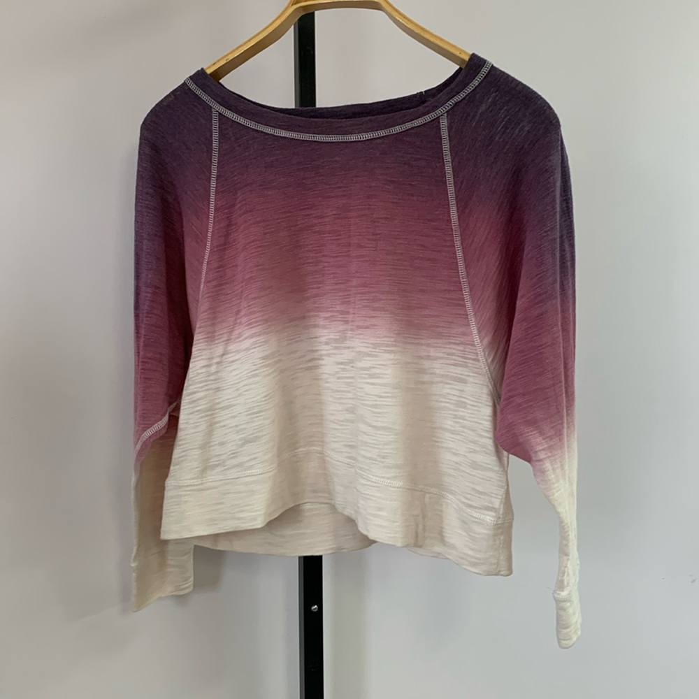 Chasor size medium ombre, crop top, long sleeve